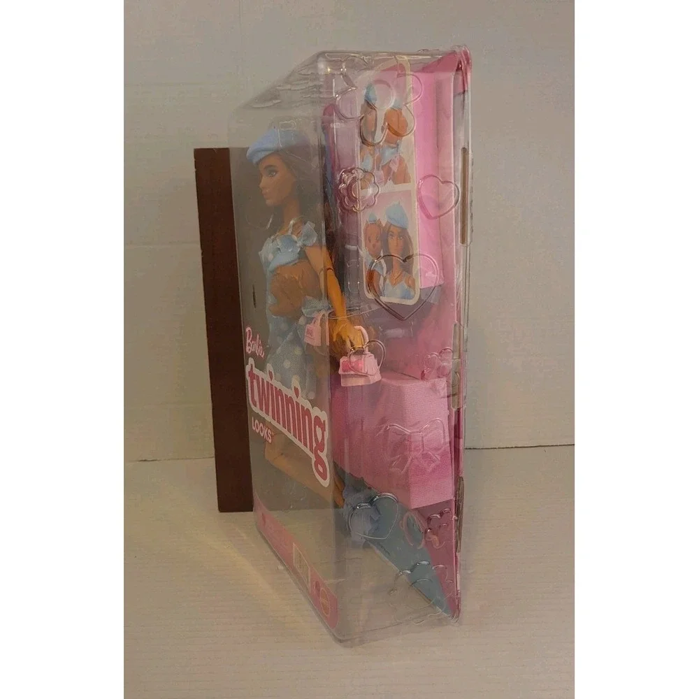 BARBIE TWINNING LOOKS Doll & Pet Dog Matching Clothes Accessories Sealed